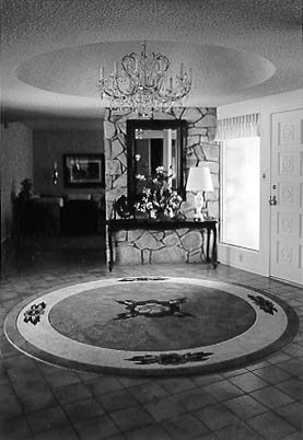 Round entryway